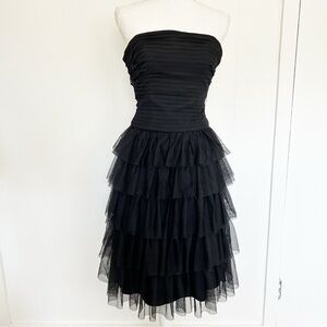 BCBGMaxAzria Black Strapless Tiered Tulle Cocktail‎ Midi Dress Size 0